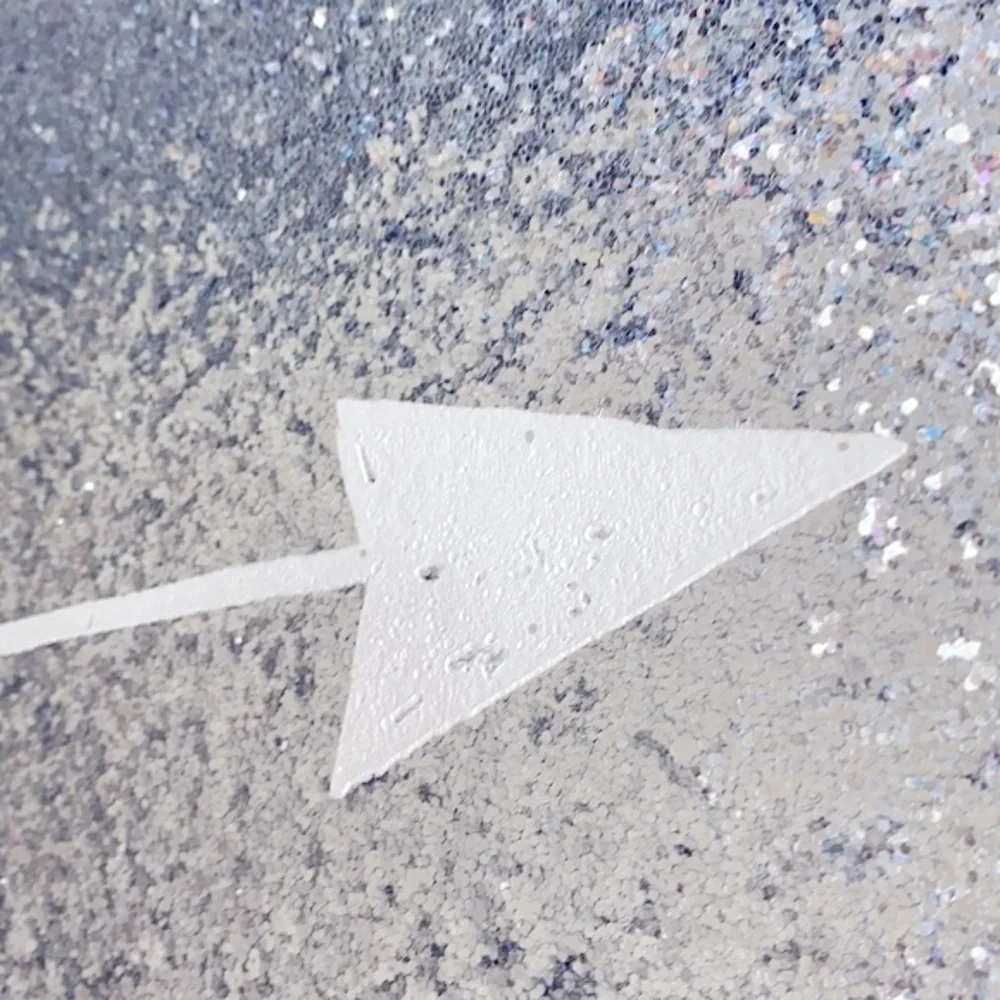 1 large Silver Glitter arrow picture photo sign wall decor party
